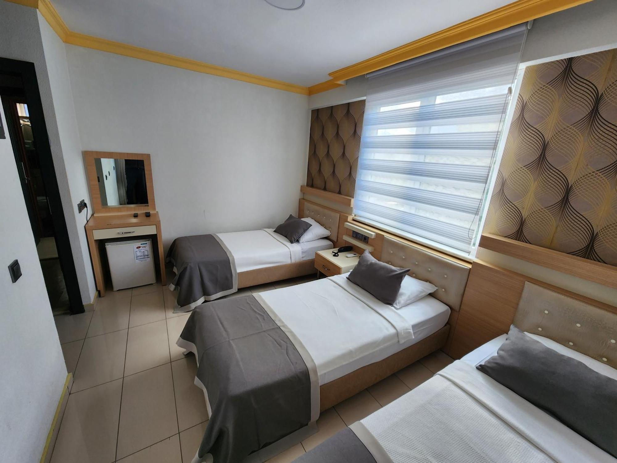 Antalya Konyaalti Guenduez Otel Екстер'єр фото